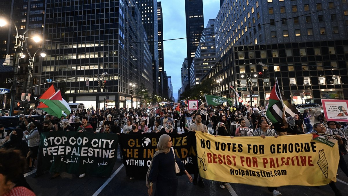 BM Genel Kurulu için New York’a giden Netanyahu protesto edildi